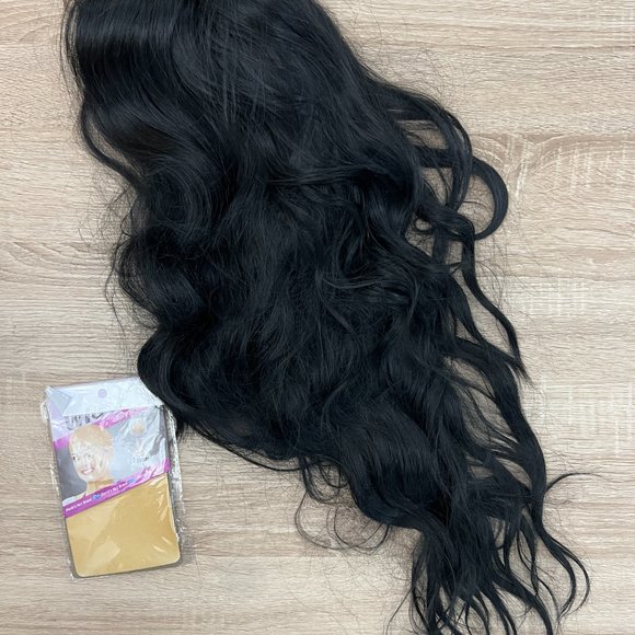 AISI QUEENS Long Black Wavy Wigs for Women Middle Part Curly Black Wig Natural - Picture 6 of 9